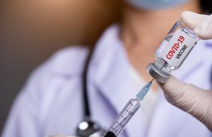 O femeie din Olt a făcut șoc anafilactic după imunizarea cu vaccinul AstraZeneca