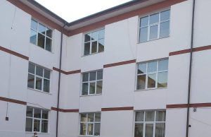 Ce școli și licee din Argeș trec în scenariul II. Măsuri decise miercuri de Comitetul Județean pentru Situații de Urgență