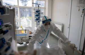 O nouă creștere a incidenței COVID-19 în Pitești. Lista actualizată a localităților din Argeș aflate în scenariul roșu