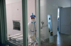 ARGEȘ: 77 de noi cazuri COVID-19, la începutul etapei a treia de vaccinare