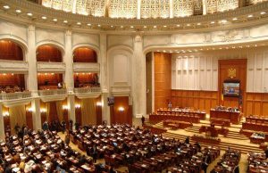 Critici la adresa amendamentului care conferă super-imunități procurorilor și judecătorilor: „Se încalcă principiul separației puterilor în stat”