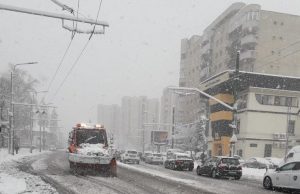 VIDEO Celulă de criză la Primăria Brașov după ninsorile de miercuri. ”Aveau obligația să deszăpezească”