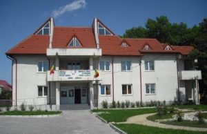 Pas decisiv pentru rezolvarea problemei apei în comuna Poiana Lacului. Ion Dumitrache: „Vom duce apa la parametri normali”