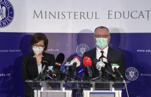 LIVE VIDEO Noile reguli pentru deschiderea școlilor, anunțate de miniștrii Sănătății și Educației: După depășirea ratei de infectare de 6/1.000 nu vor mai fi permise nici măcar activitățile remediale
