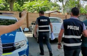 Doi tineri s-au făcut stăpâni de sclavi. Cum au racolat și exploatat trei persoane, în decurs de doi ani