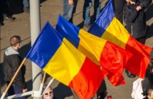 Primăria Bradu a arborat drapelul României în comună, pentru a întâmpina Ziua Națională a României