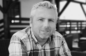 Dacă Ceaușescu a fost așa grozav, de ce ne-a lăsat moștenire o țară așa defectă? Razvan Chiruta