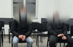 Tânăr prins fără mască în autobuz și cu un obiect periculos în buzunar