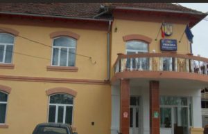 Primarul din Berevoești, lovit și înjurat de o localnică https://primariaberevoesti.weebly.com/