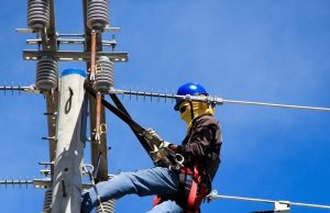 MIOVENI: Când se reia furnizarea energiei electrice în zonele afectate de întreruperi Sursă foto: Primăria Mioveni