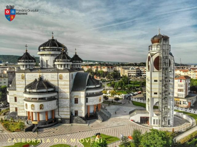 Catedrala Sfinții Apostoli Petru și Pavel. Foto Primăria Mioveni