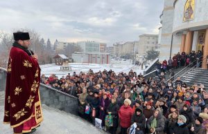 Pregătiri pentru Bobotează, la Mioveni Pregătiri de Bobotează Mioveni