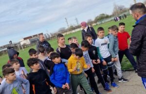 TOPOLOVENI: Peste 250 de copii s-au întrecut la Ziua Internațională a Sportului. „Așteptăm cu nerăbdare noul stadion depus spre finanțare prin Compania Națională de Investiții”