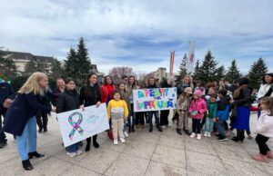 Mioveni: Eveniment organizat cu prilejul Zilei de conștientizare a autismului Ziua de conștientizare a autismului Sursă foto Facebook Centrul Cultural Mioveni