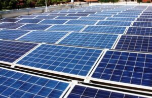Oradea își propune să vândă energie verde, obținută din 15.000 de panouri fotovoltaice Oradea își propune să vândă energie verde