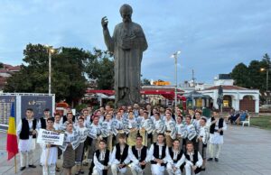 Ansamblul „Ciuleandra” din Topoloveni a făcut cinste României la Festivalul Internațional de Folclor desfășurat în Macedonia de Nord