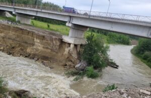 Motivul pentru care a fost închis podul care face legătura între A1 și Topoloveni