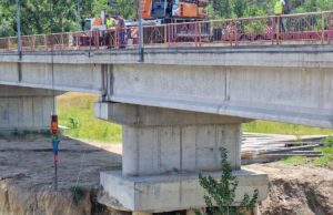 Anunț important pentru locuitorii orașului Topoloveni: Podul peste râul Argeș, închis din nou